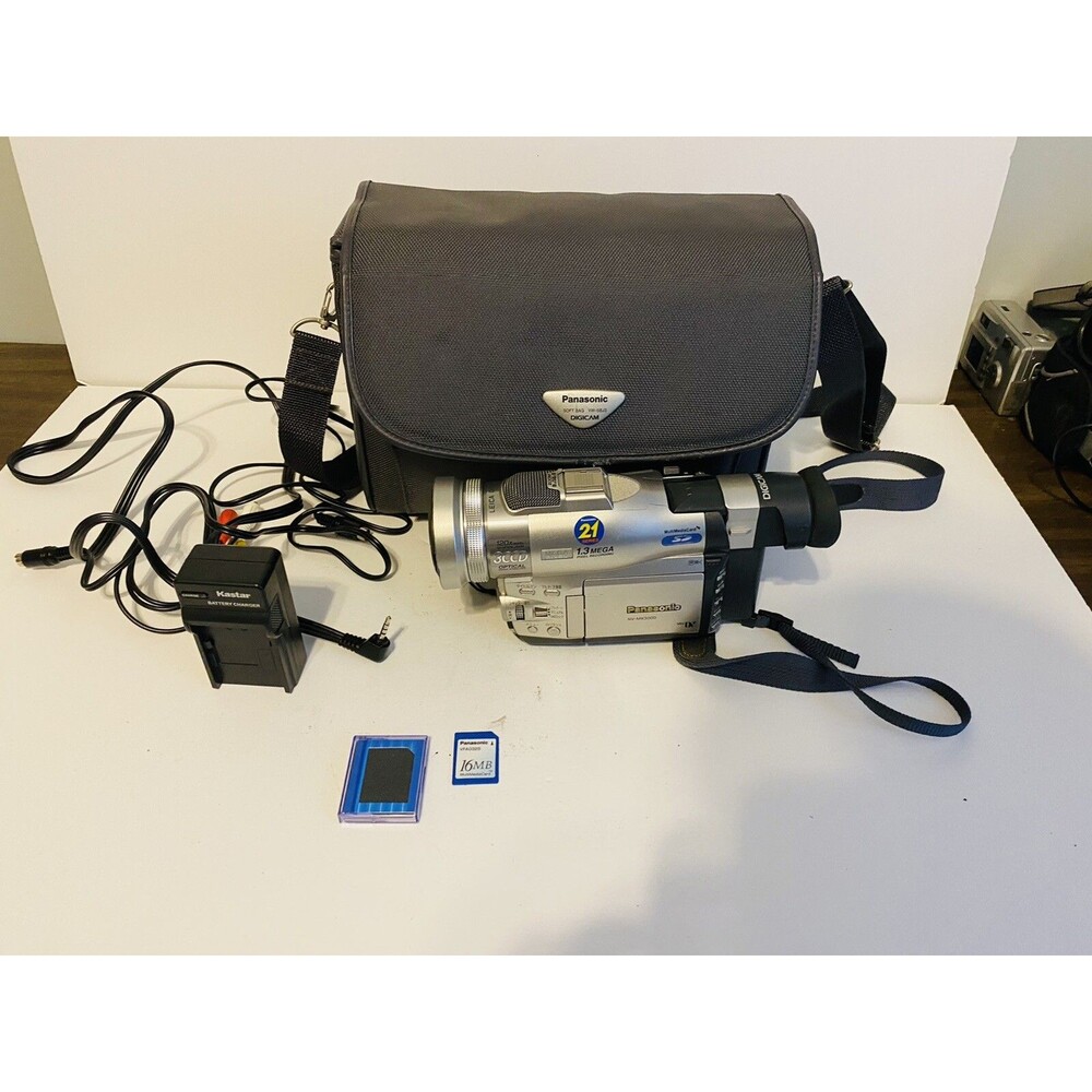 Panasonic Nv-Mx3000 Digital Video Camera W/ Case For parts & Repair